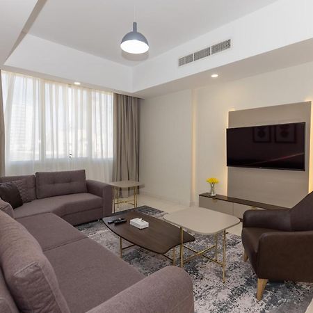 Platinum Coast Hotel Apartments Fujairah Luaran gambar Living room